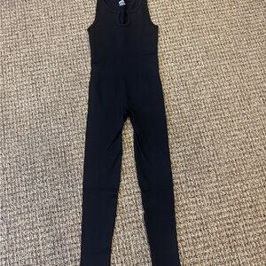 Woman’s Black Sleeveless Jumpsuit